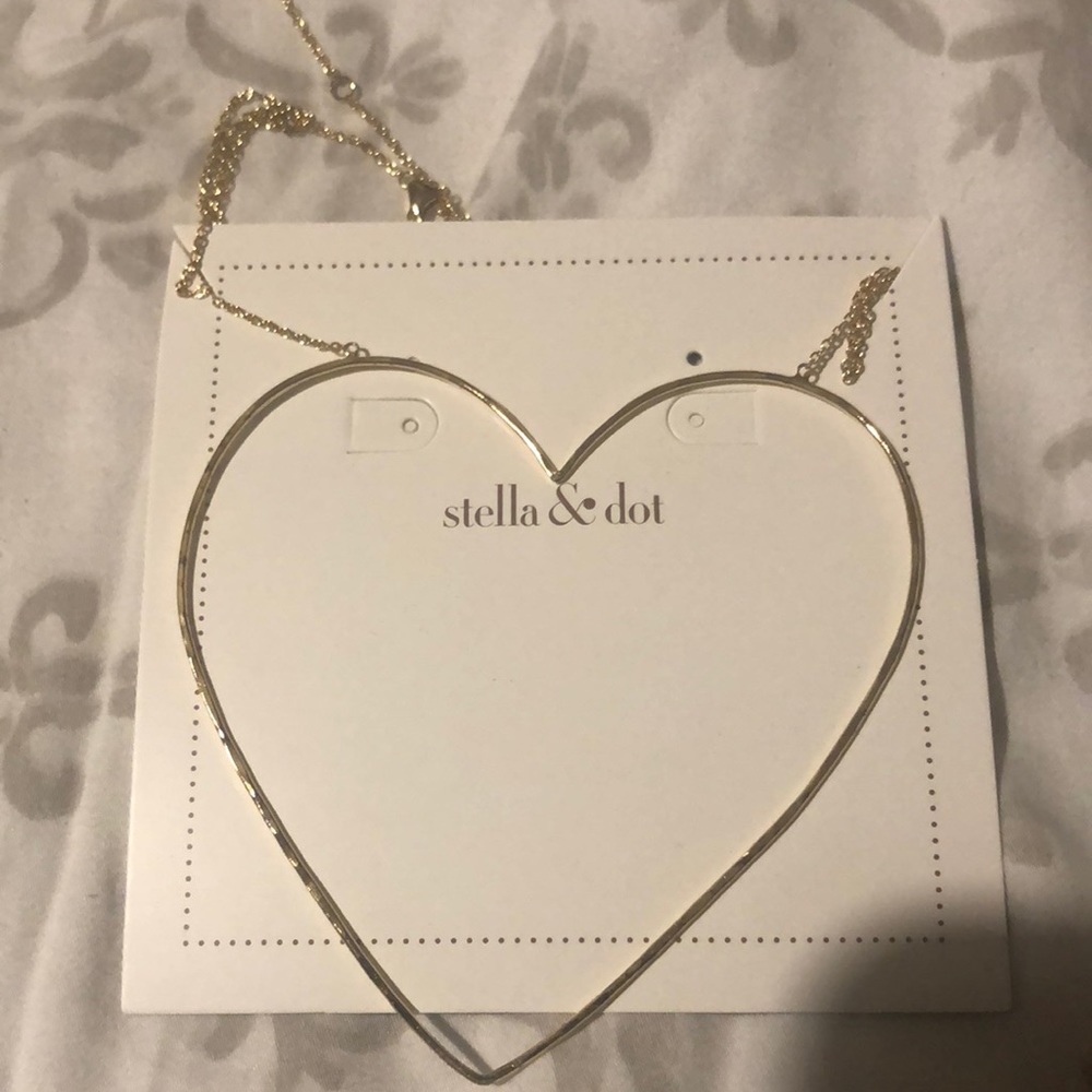 Stella and dot gold heart necklace new